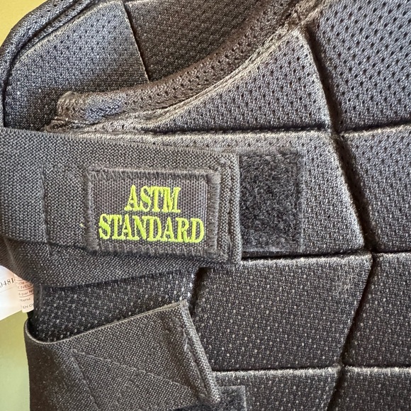 Tipperary Competitor 2 Black Protective Vest - Picture 4 of 8